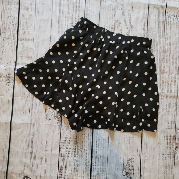 Etophe Studios Black Shorts White Polka Dots - Picture 4 of 4
